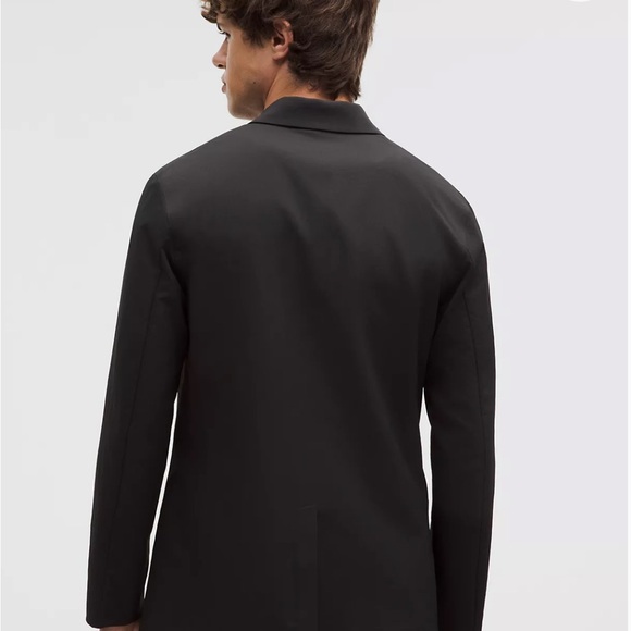 lululemon athletica Black Men's New Venture Button Front Blazer - Picture 2 of 4